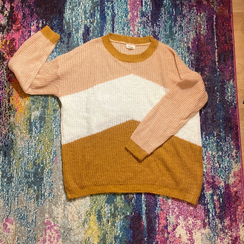 NWOT Color block knit sweater S/M